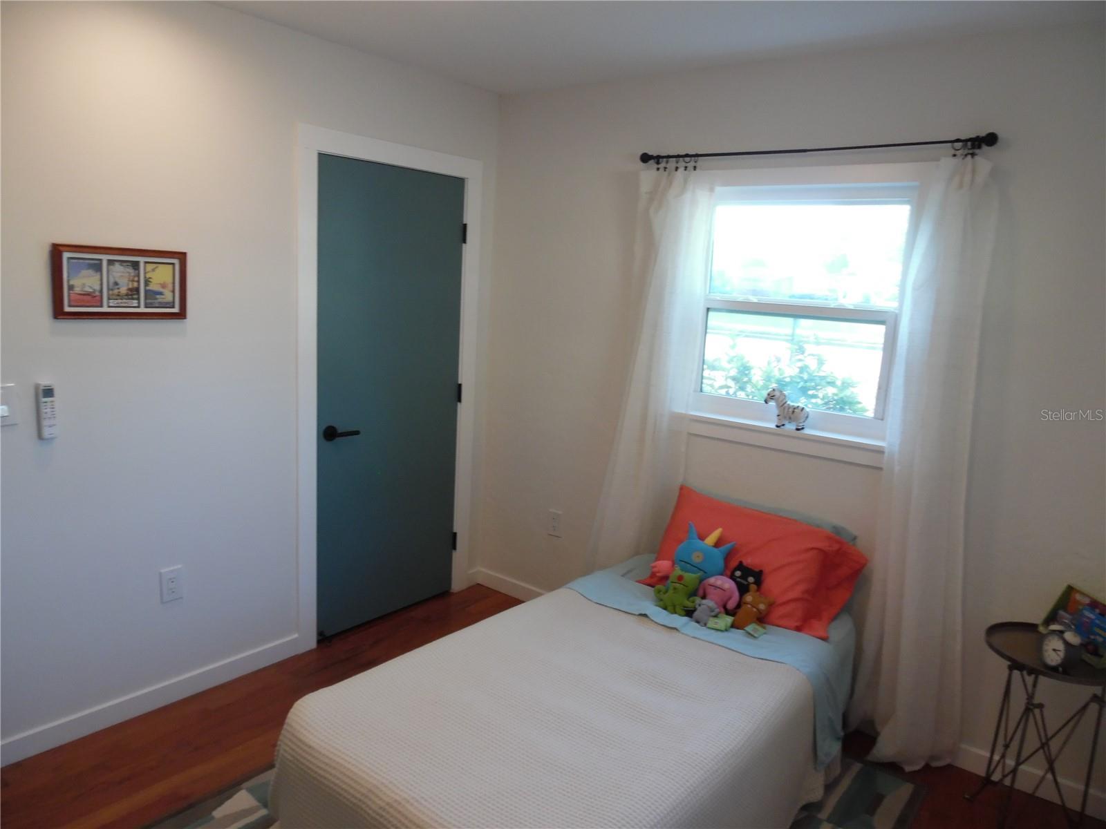 5487 70TH WAY N, ST PETERSBURG, FL — photo 15