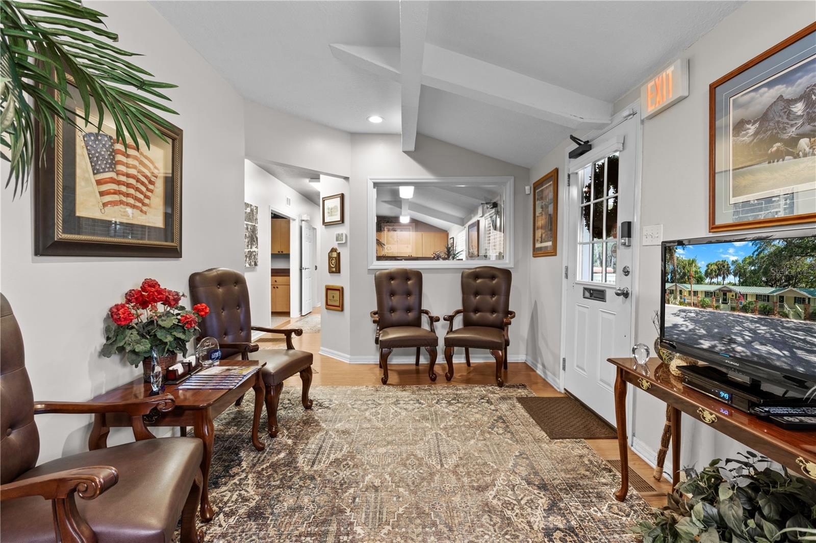 107 NE 4TH ST, CRYSTAL RIVER, FL — photo 11