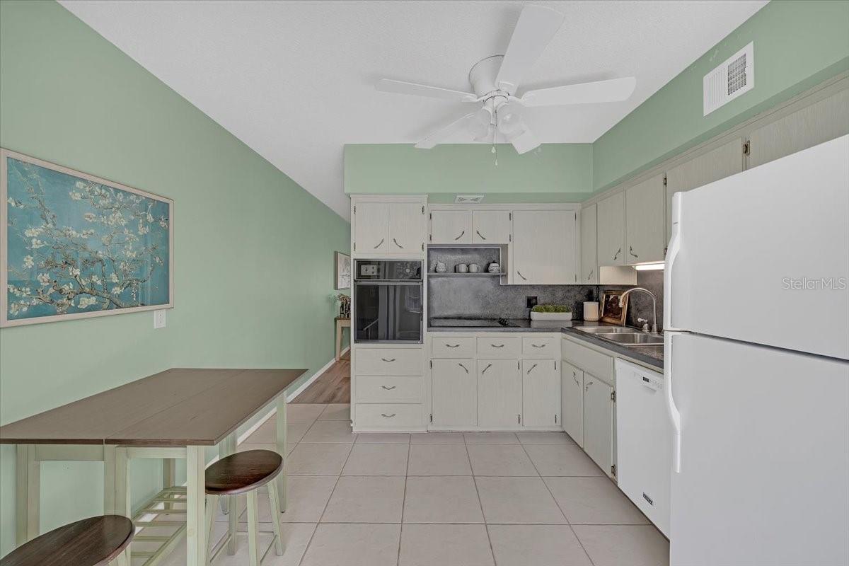 2401 FRANCISCAN DR #39, CLEARWATER, FL — photo 6