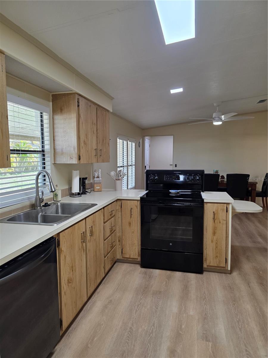 6228 FALCON DR, ENGLEWOOD, FL — photo 9