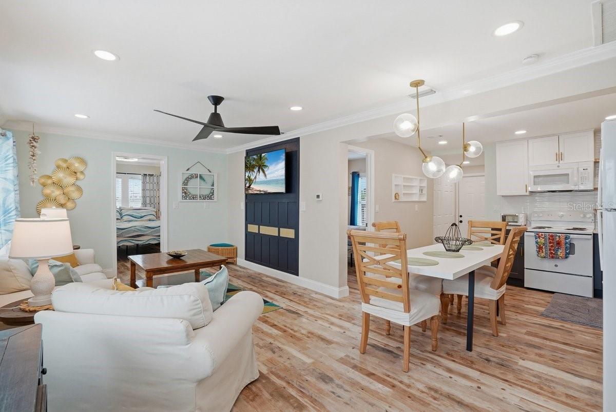 118 92ND AVE, TREASURE ISLAND, FL — photo 3