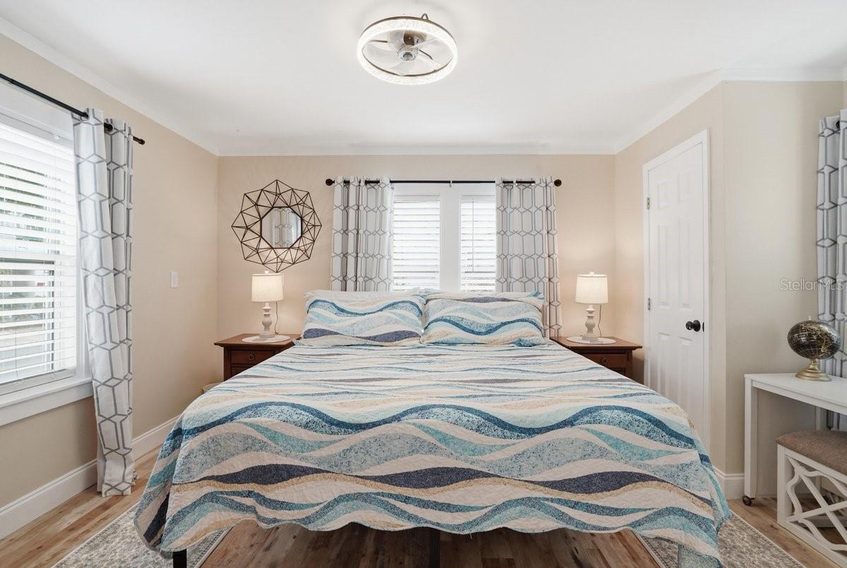 118 92ND AVE, TREASURE ISLAND, FL — photo 25