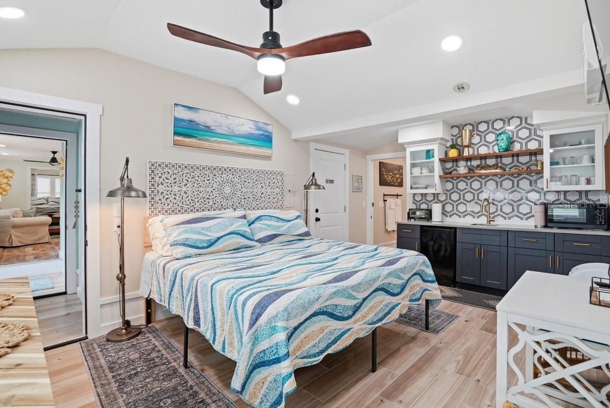 118 92ND AVE, TREASURE ISLAND, FL — photo 12