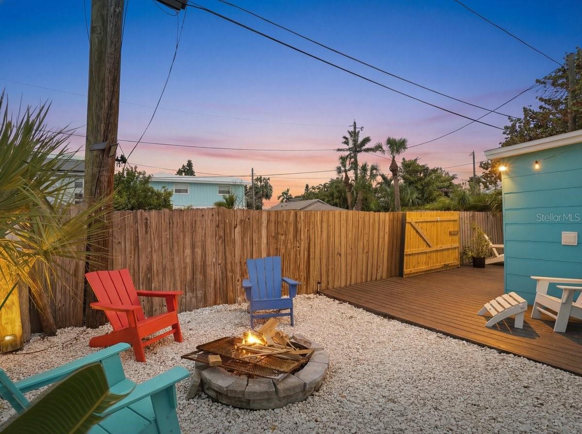 118 92ND AVE, TREASURE ISLAND, FL — photo 17