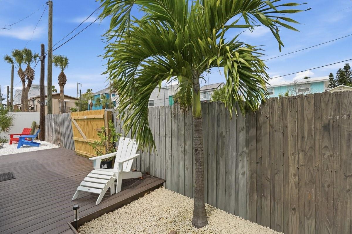 118 92ND AVE, TREASURE ISLAND, FL — photo 27