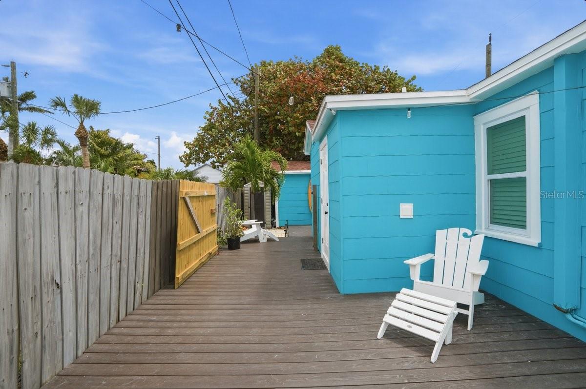 118 92ND AVE, TREASURE ISLAND, FL — photo 18