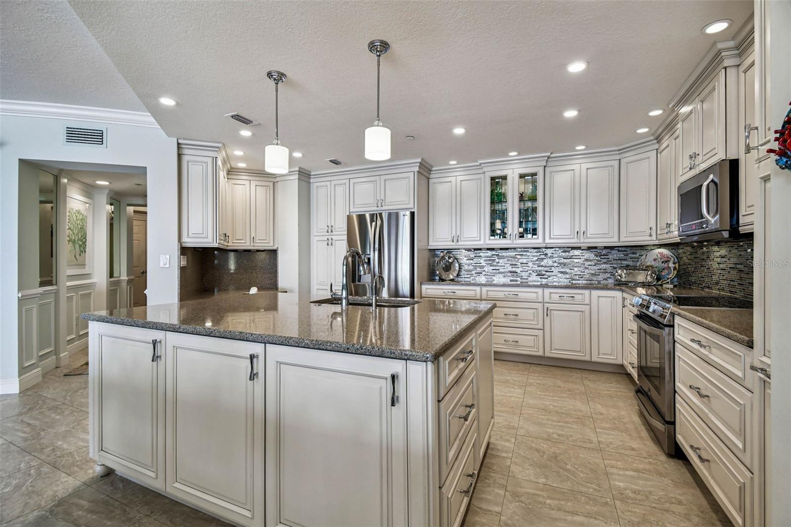 16750 GULF BLVD #315-A, NORTH REDINGTON BEACH, FL — photo 5