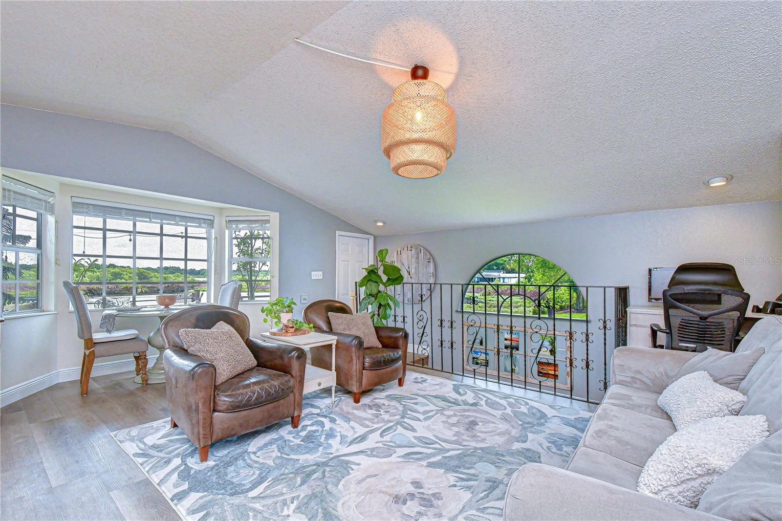 1216 BRANDON LAKES AVE, VALRICO, FL — photo 5