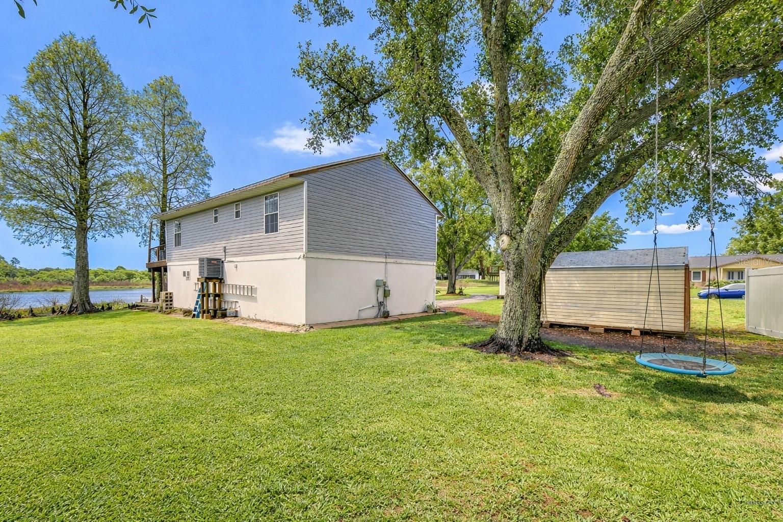 1216 BRANDON LAKES AVE, VALRICO, FL — photo 30