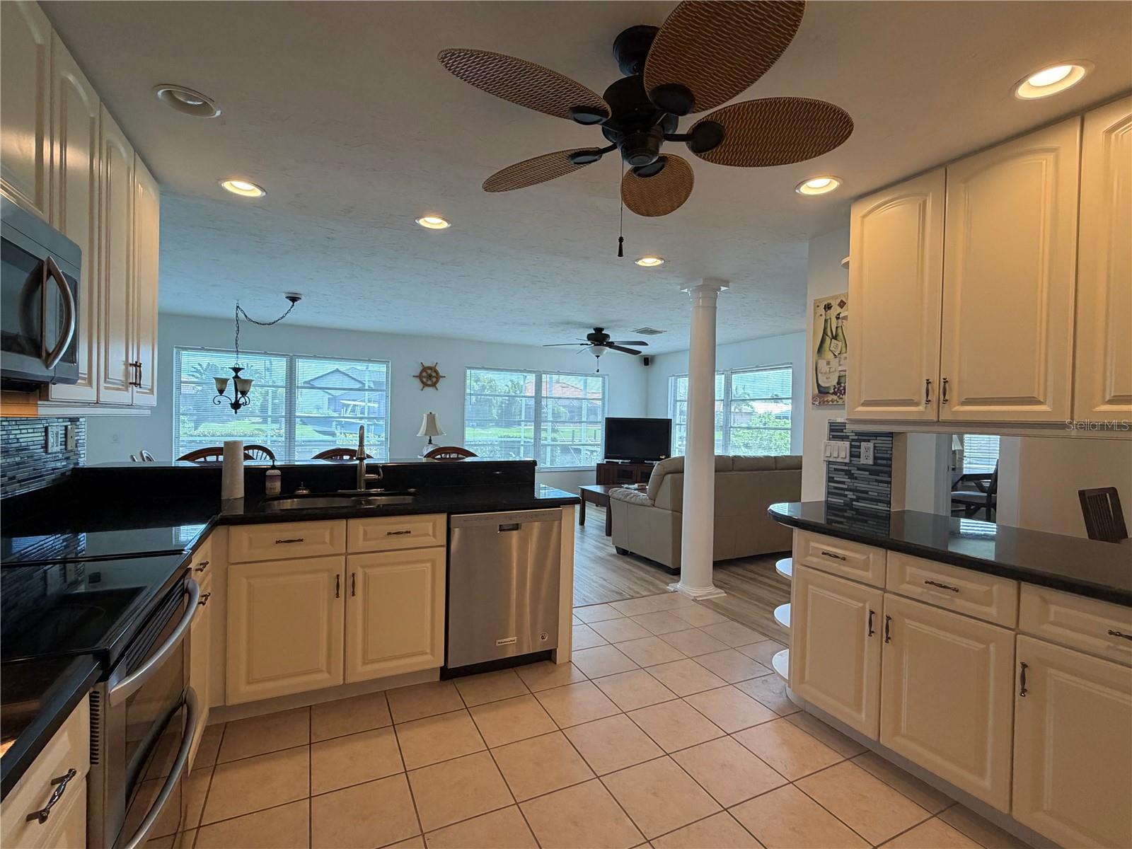 732 SANTA MARGERITA LN, PUNTA GORDA, FL — photo 12