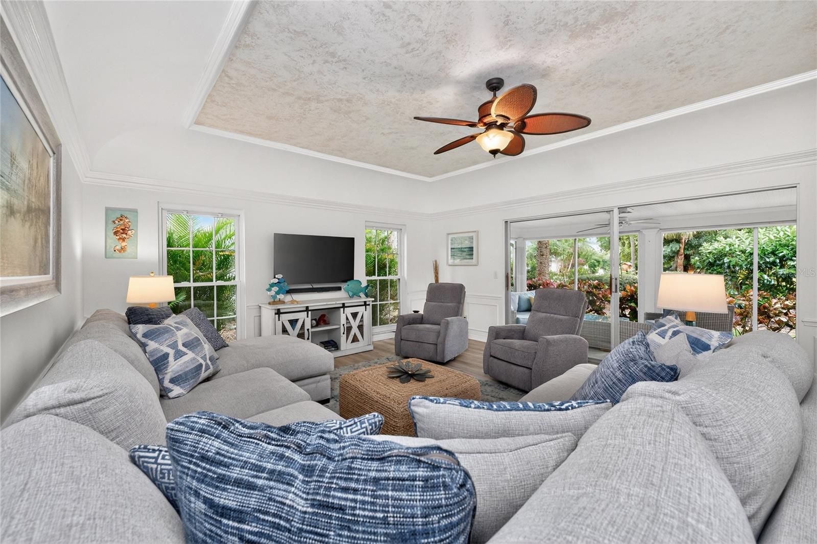 4 CURACAO CIR #40, ENGLEWOOD, FL — photo 17