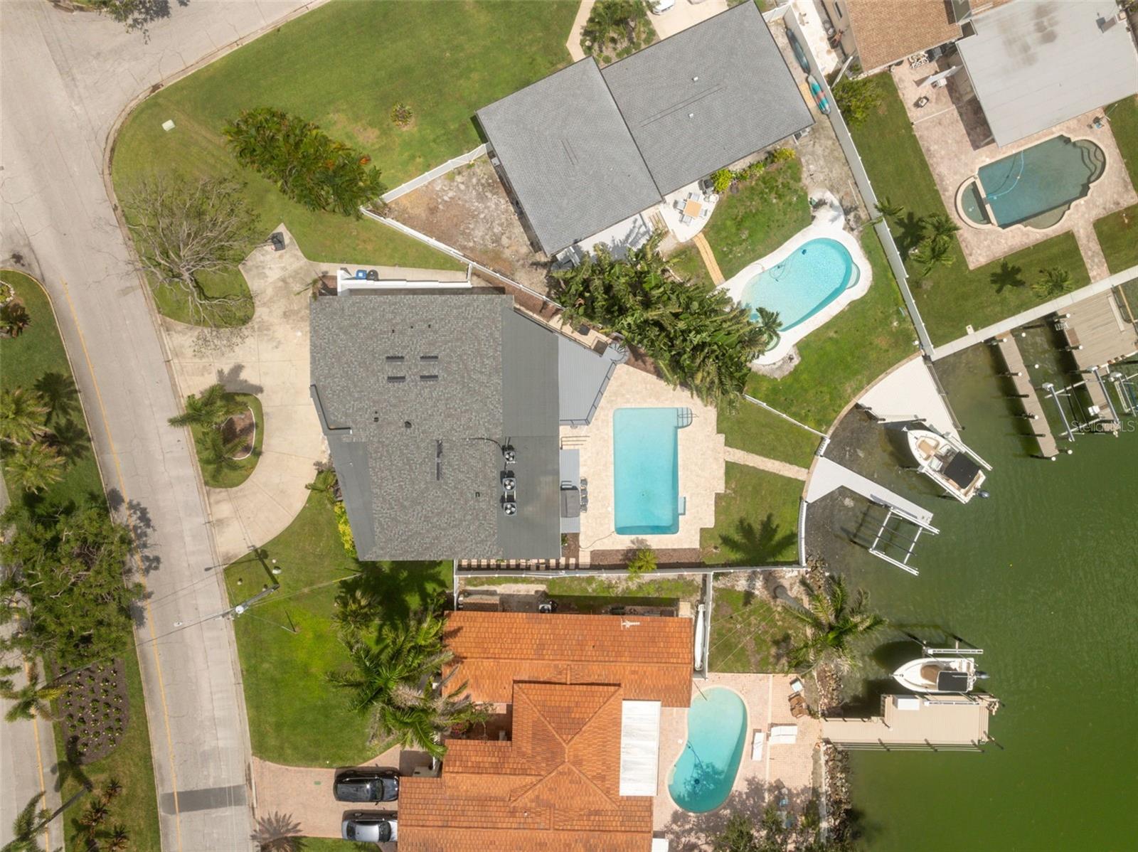 900 79TH ST S, ST PETERSBURG, FL — photo 72
