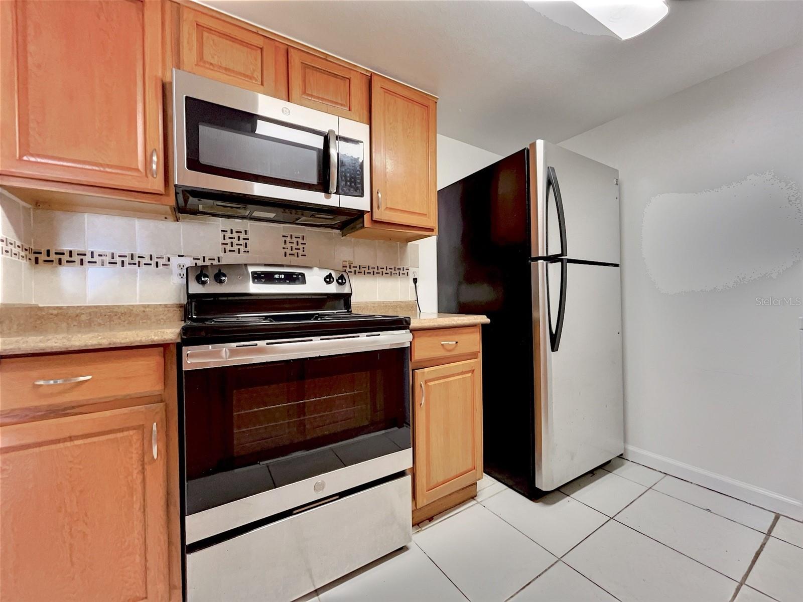 865 SKY LAKE CIR #D, ORLANDO, FL — photo 6