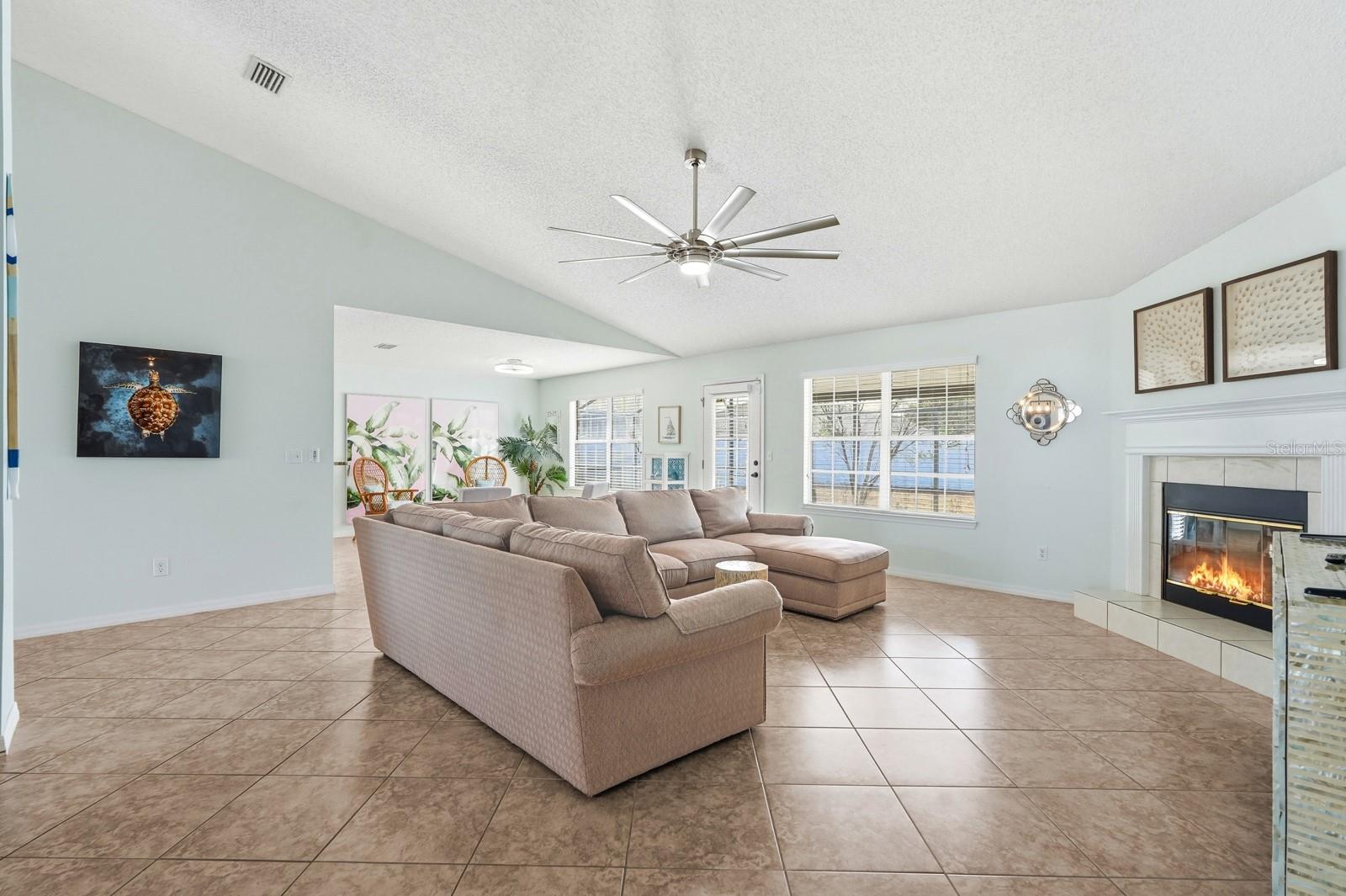 14 ROXANNE LN, PALM COAST, FL — photo 12