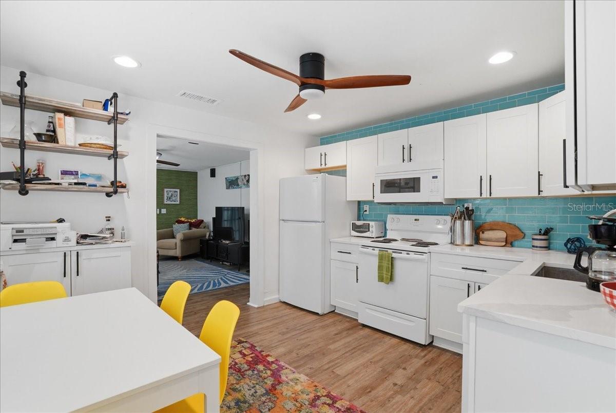 130 86TH TER, TREASURE ISLAND, FL — photo 15