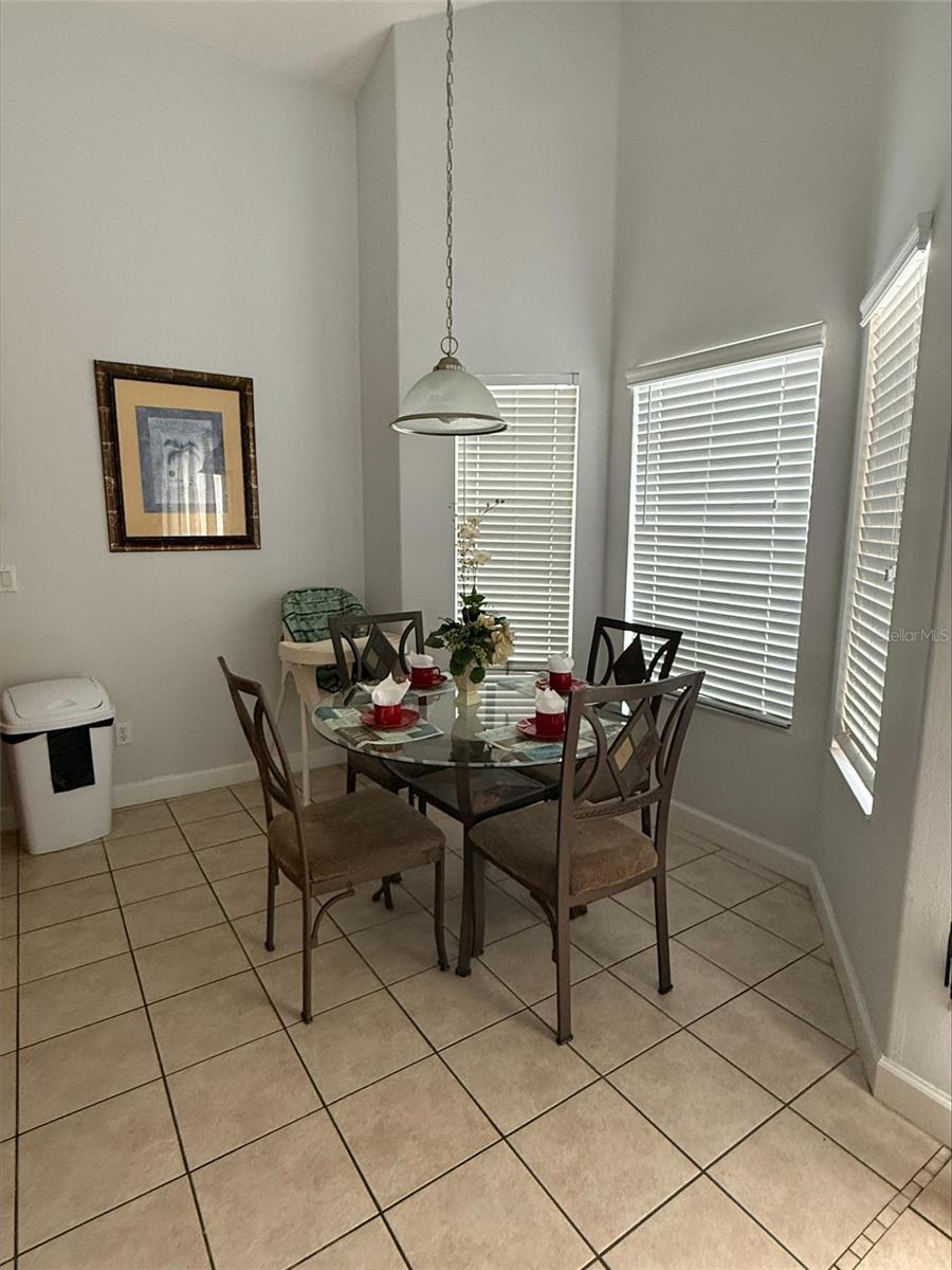 742 OLD BRIDGE CIR, DAVENPORT, FL — photo 5