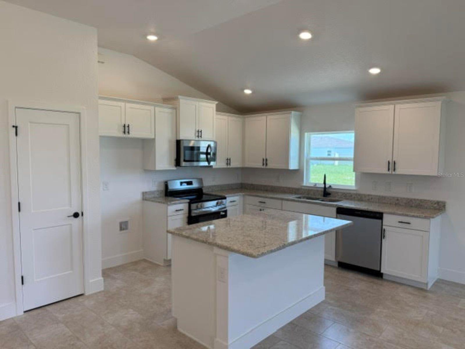 2397 NW 23RD AVE, OCALA, FL — photo 3
