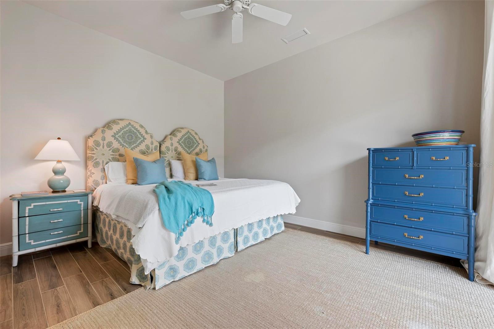 134 E TAMPA AVE, VENICE, FL — photo 28