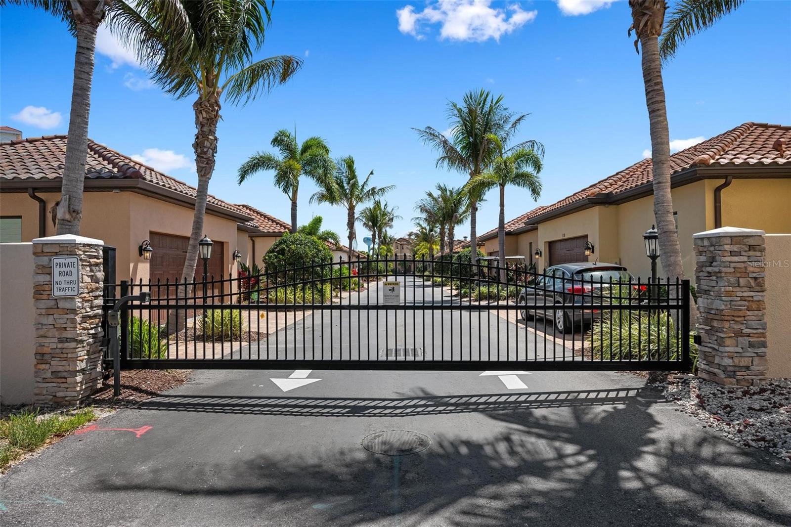134 E TAMPA AVE, VENICE, FL — photo 48