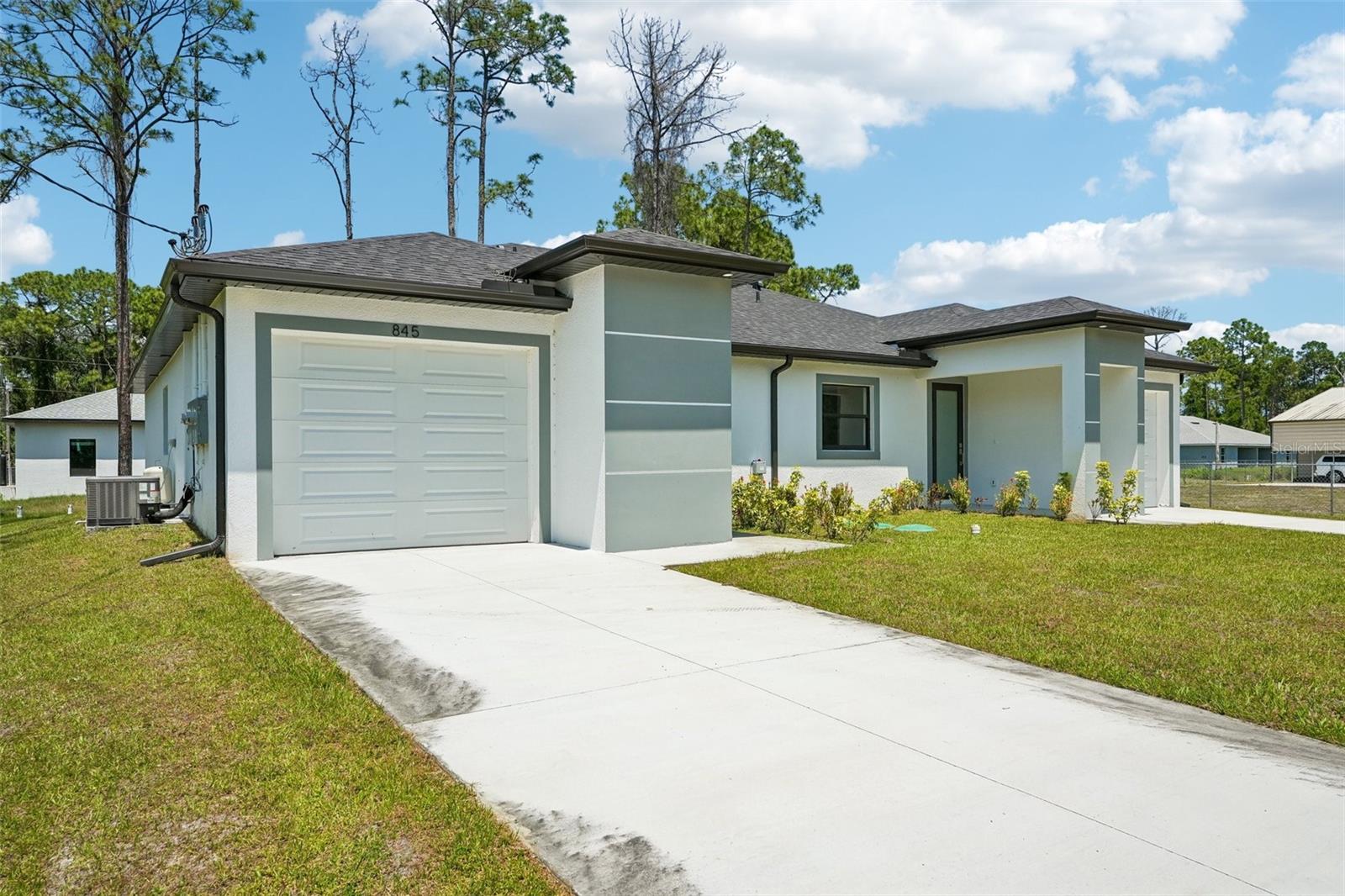 845/847 MEADOW RD, LEHIGH ACRES, FL — photo 2