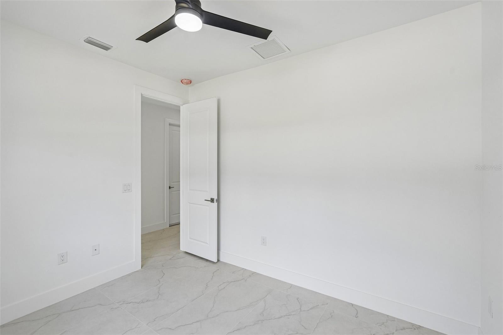 845/847 MEADOW RD, LEHIGH ACRES, FL — photo 41