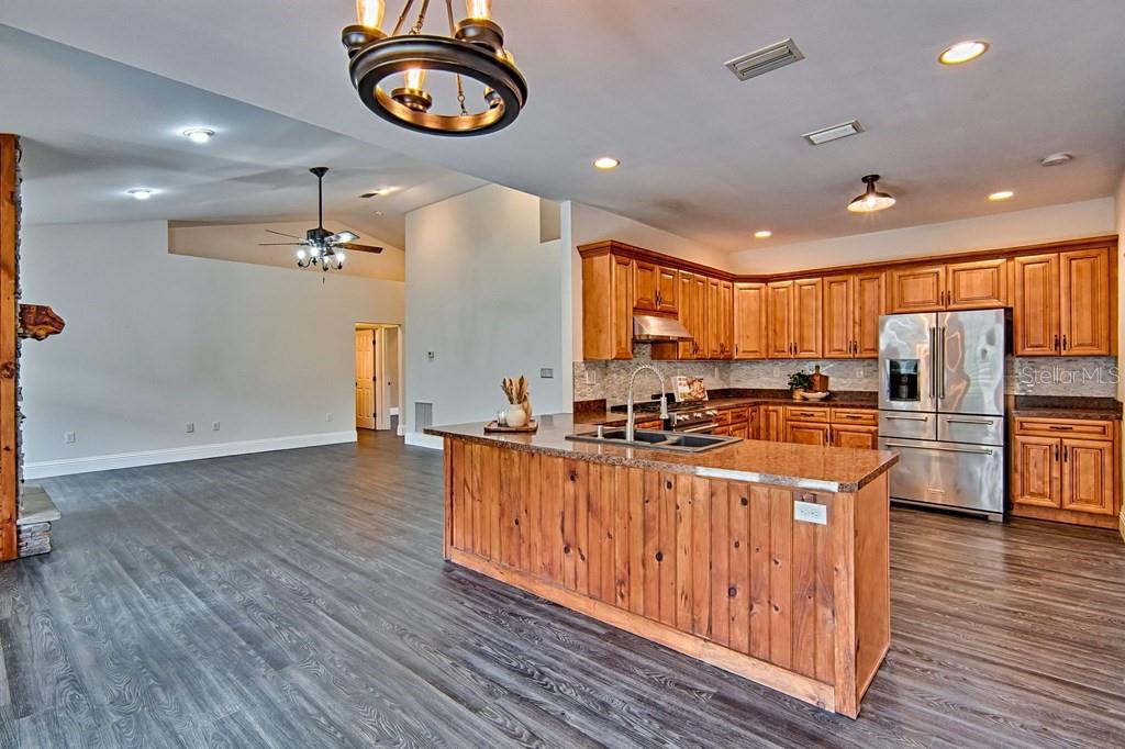 9880 NW 110TH ST, CHIEFLAND, FL — photo 7