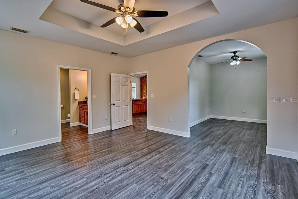 9880 NW 110TH ST, CHIEFLAND, FL — photo 11