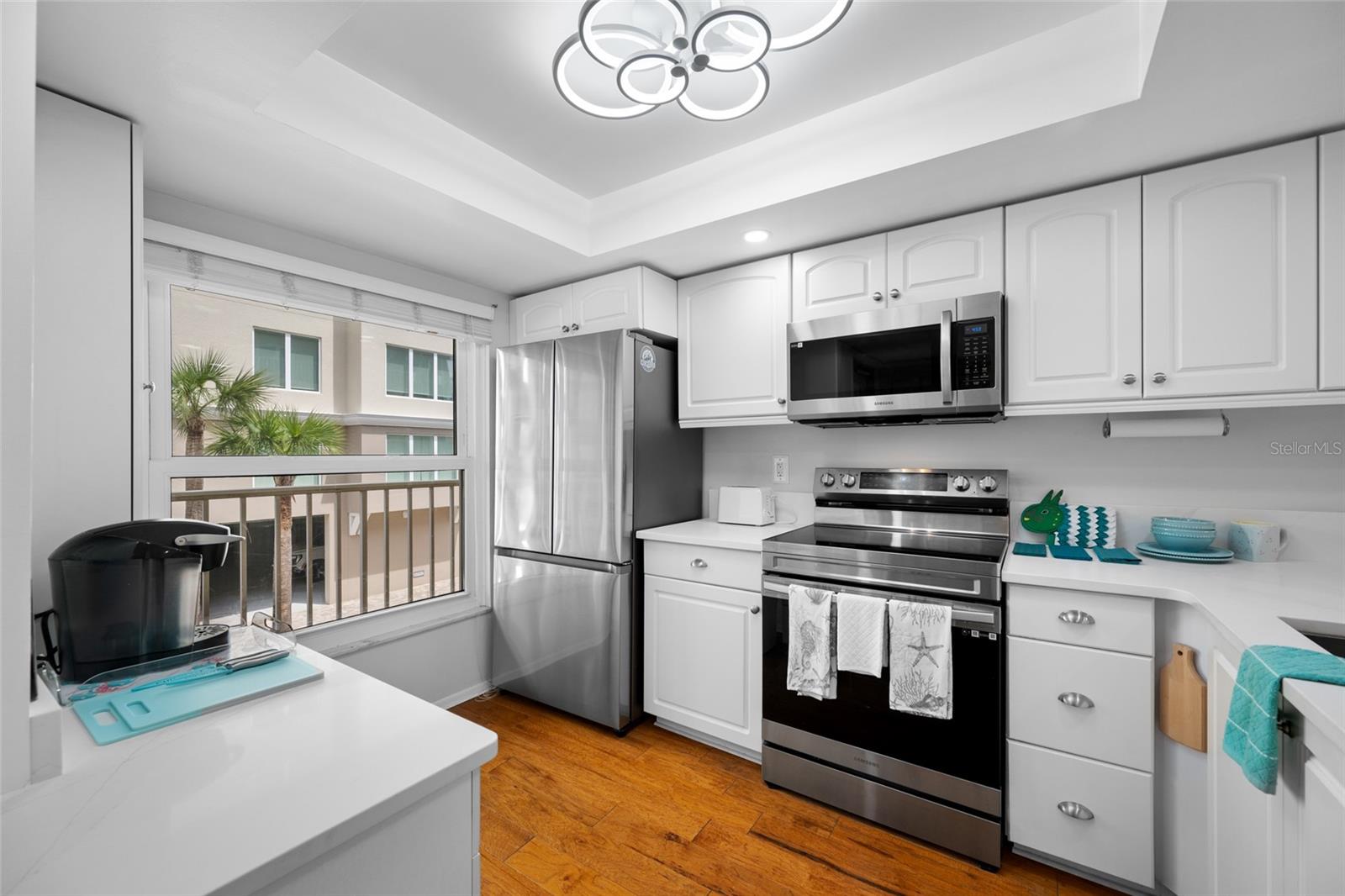 121 ISLAND WAY #323, CLEARWATER BEACH, FL — photo 5