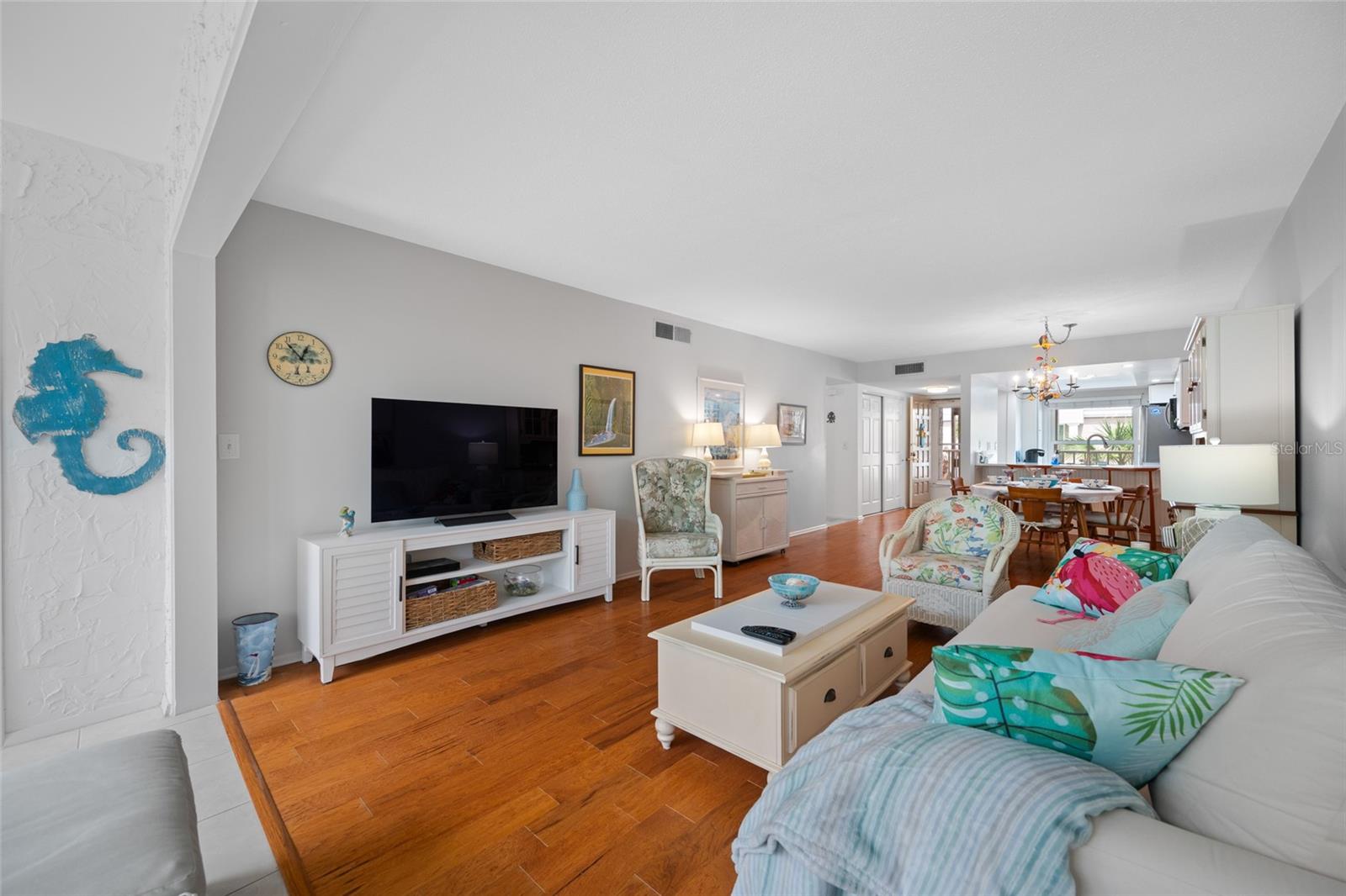 121 ISLAND WAY #323, CLEARWATER BEACH, FL — photo 14