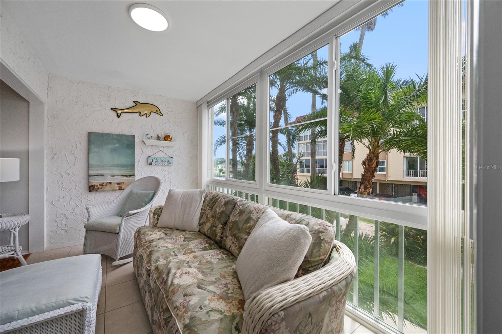 121 ISLAND WAY #323, CLEARWATER BEACH, FL — photo 21