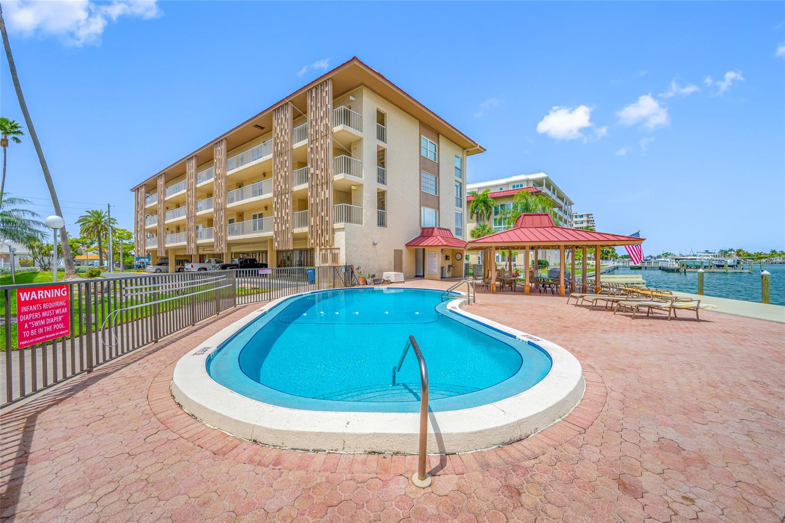 121 ISLAND WAY #323, CLEARWATER BEACH, FL — photo 36
