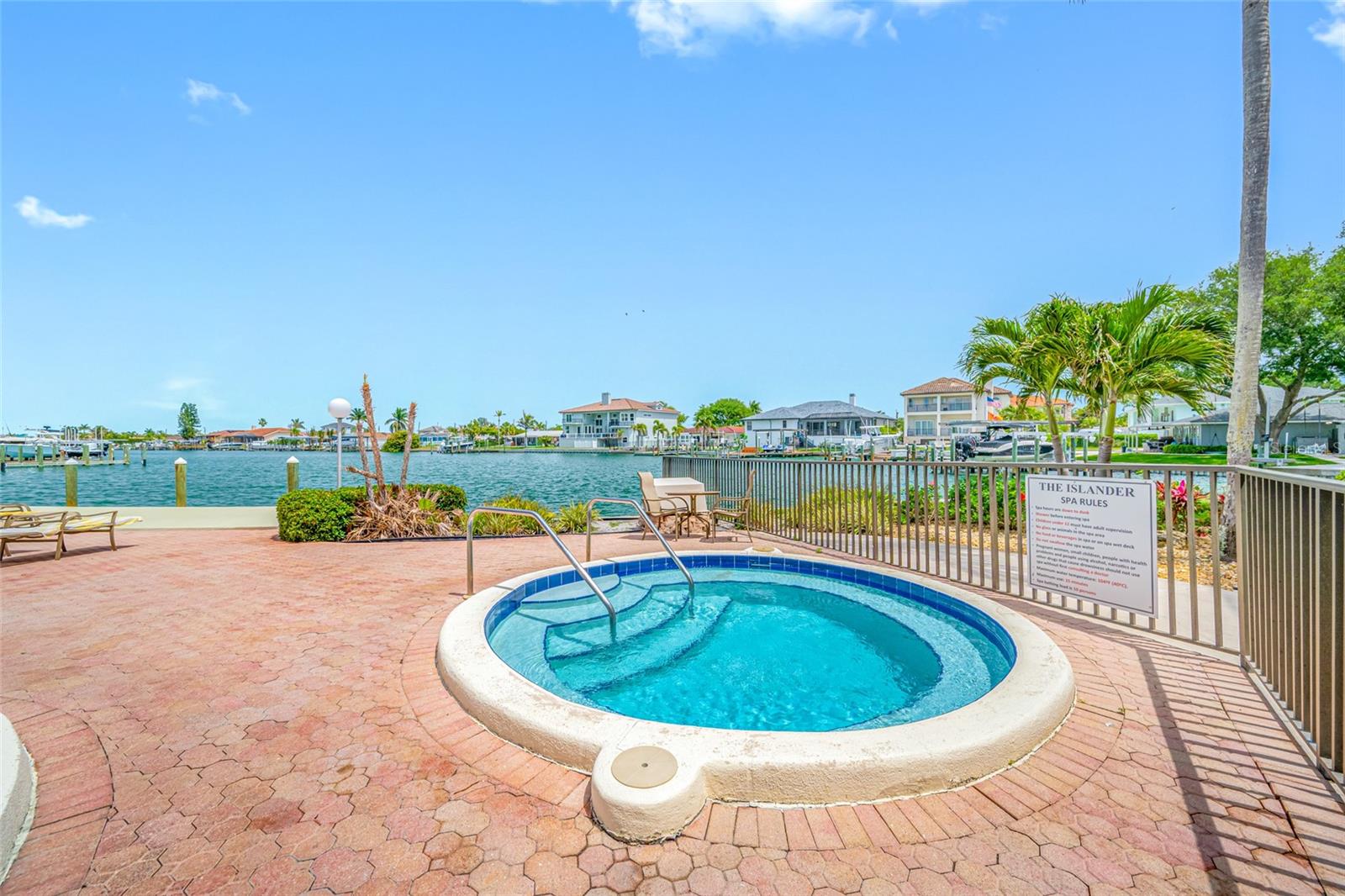 121 ISLAND WAY #323, CLEARWATER BEACH, FL — photo 38