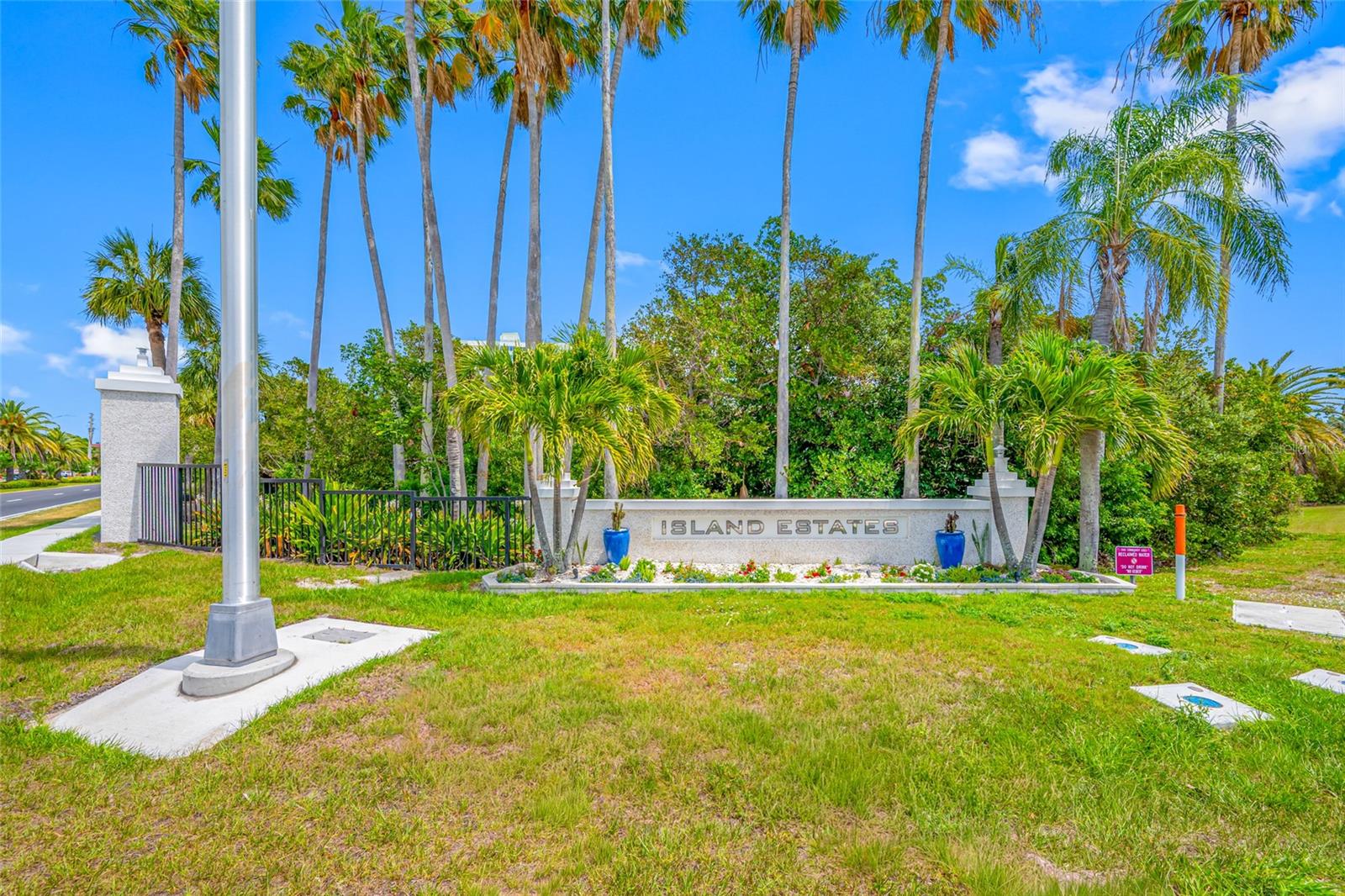 121 ISLAND WAY #323, CLEARWATER BEACH, FL — photo 47