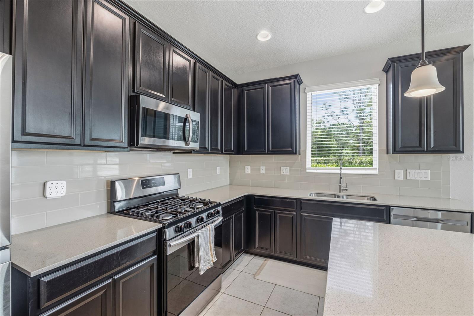6380 CAMINO DR, APOLLO BEACH, FL — photo 7