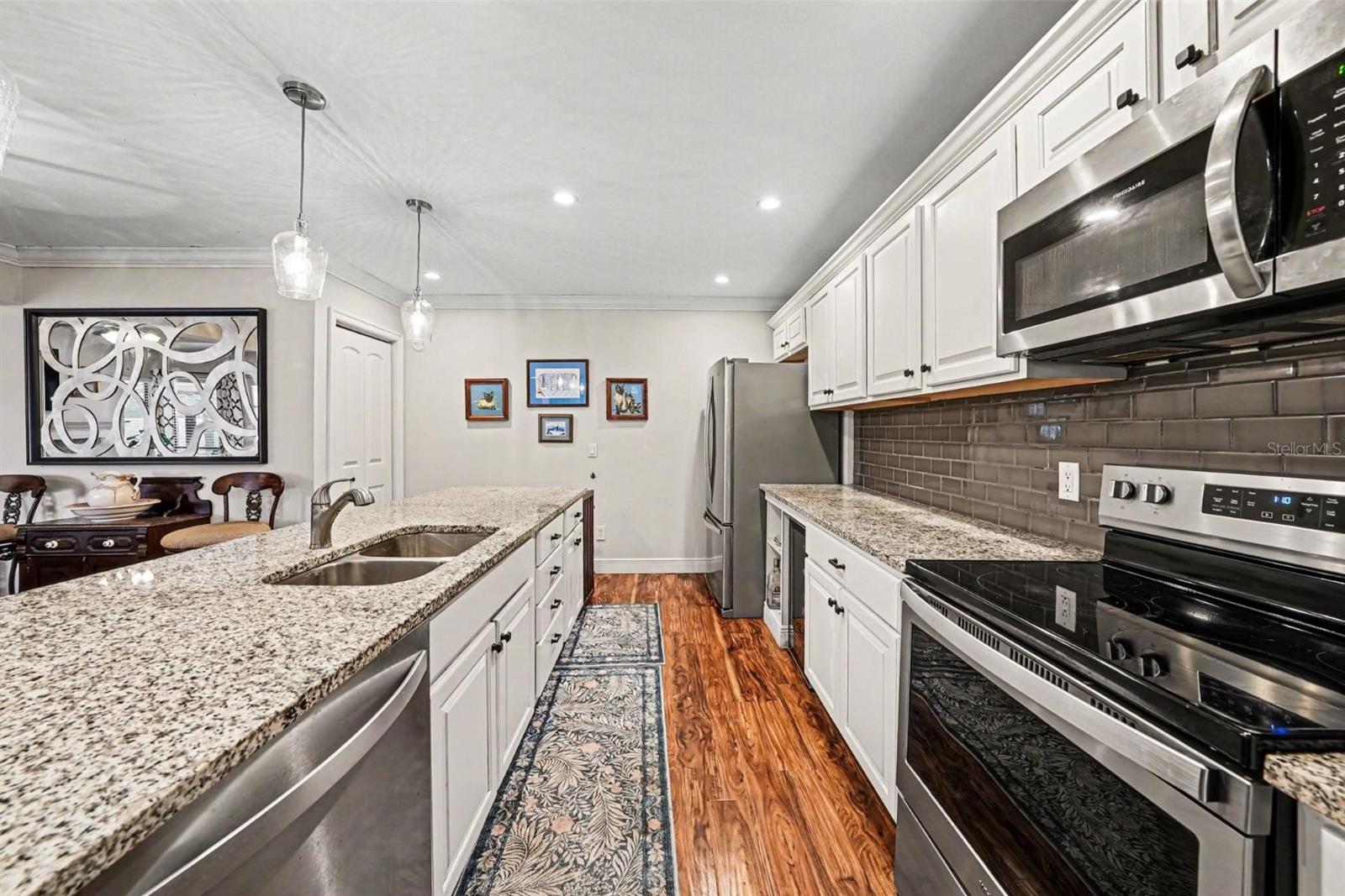 4805 UMBER CT, TAMPA, FL — photo 13