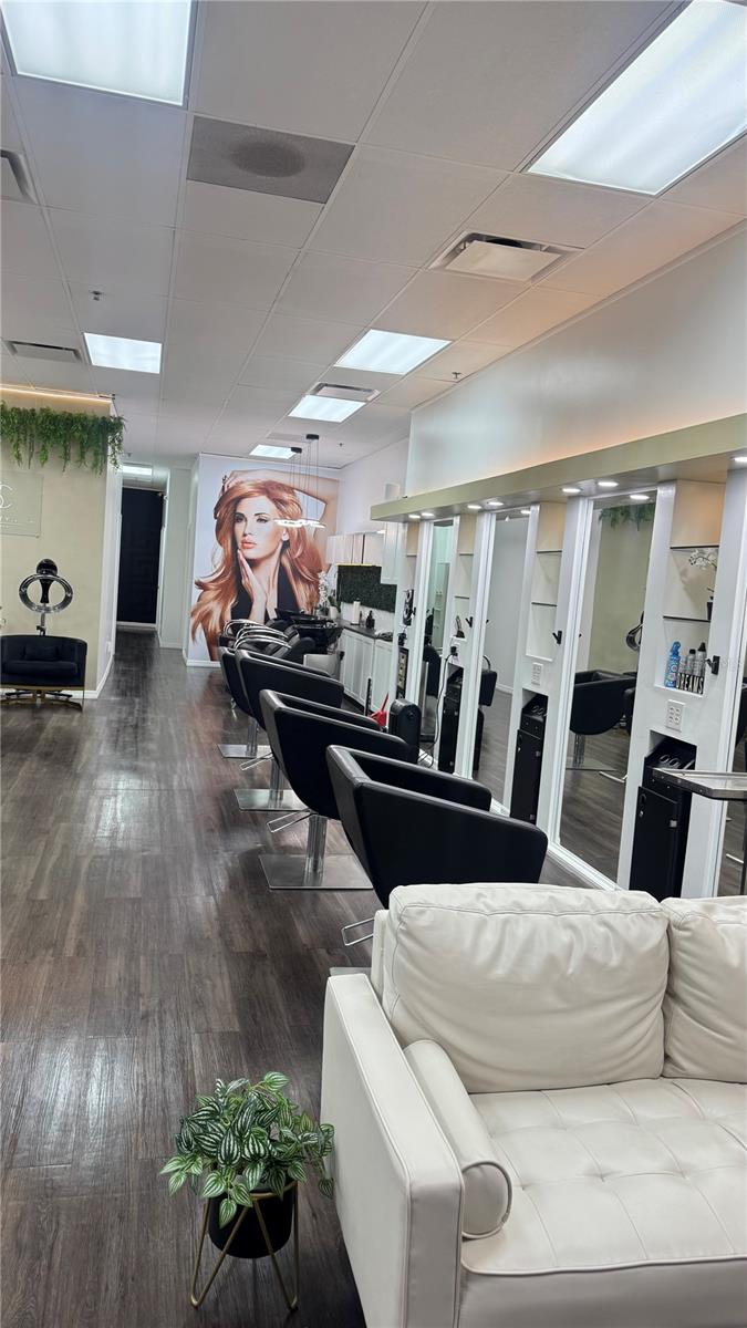 13871 W HILLSBOROUGH AVE, TAMPA, FL — photo 2