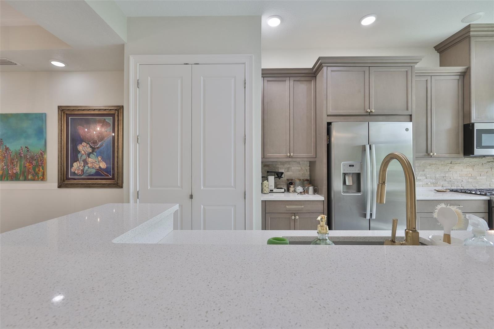 7835 HIDDEN CREEK LOOP #102, BRADENTON, FL — photo 22