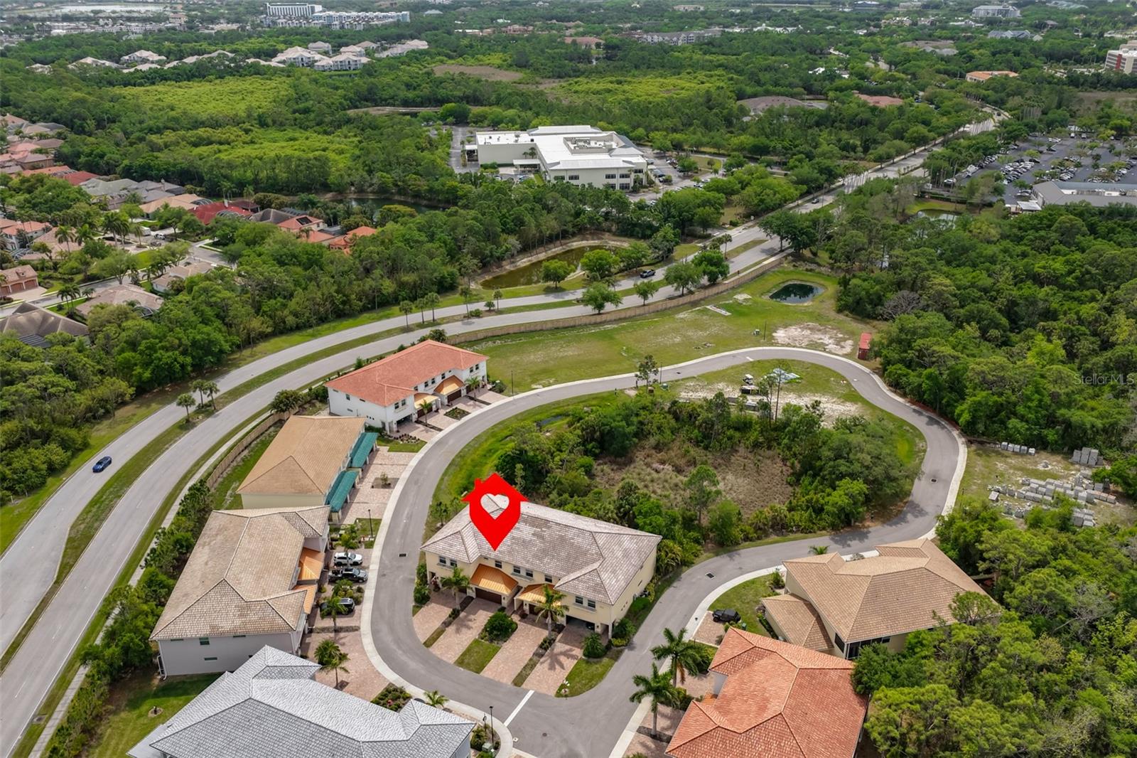 7835 HIDDEN CREEK LOOP #102, BRADENTON, FL — photo 40