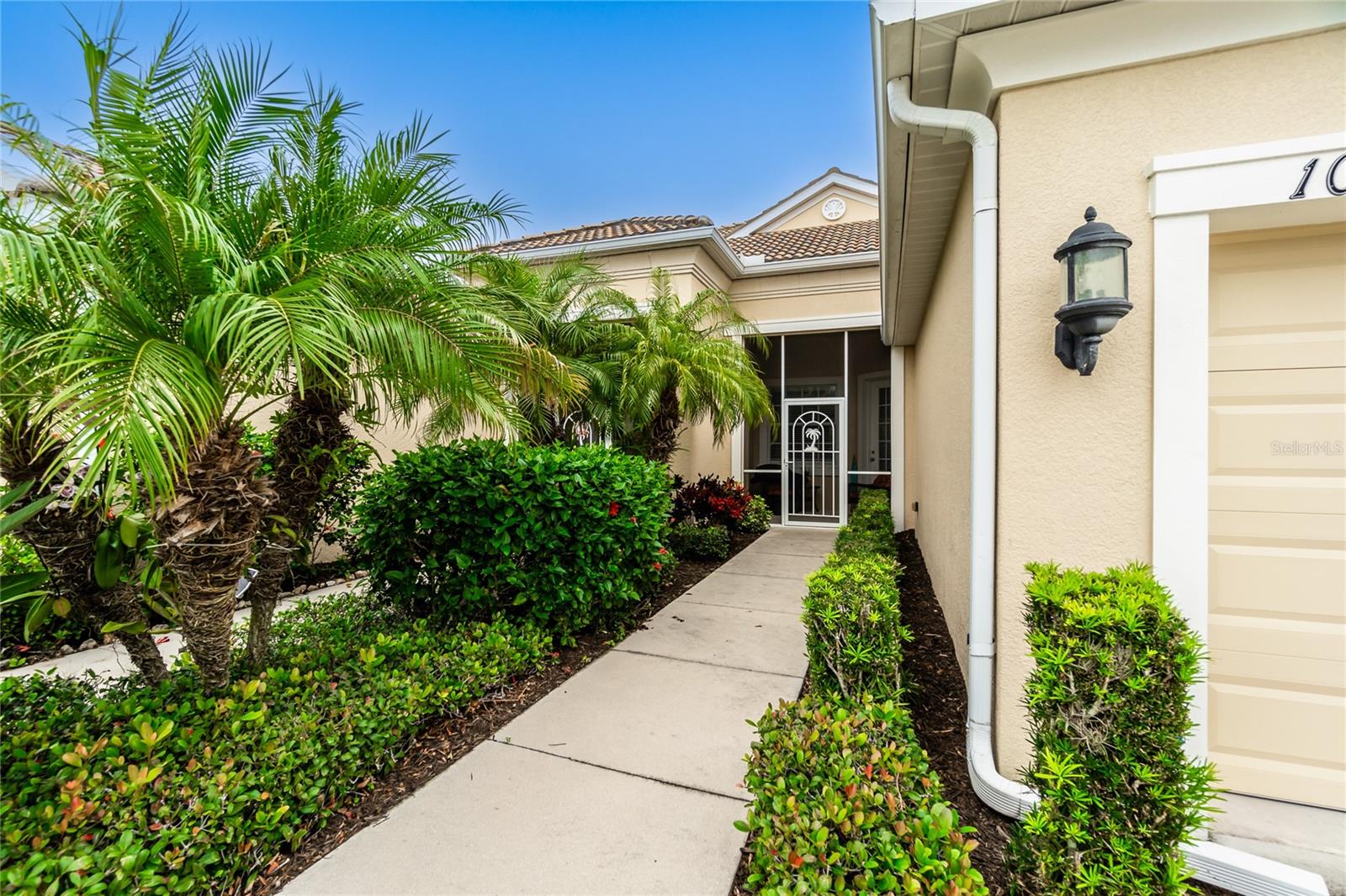 10924 LERWICK CIR, ENGLEWOOD, FL — photo 2
