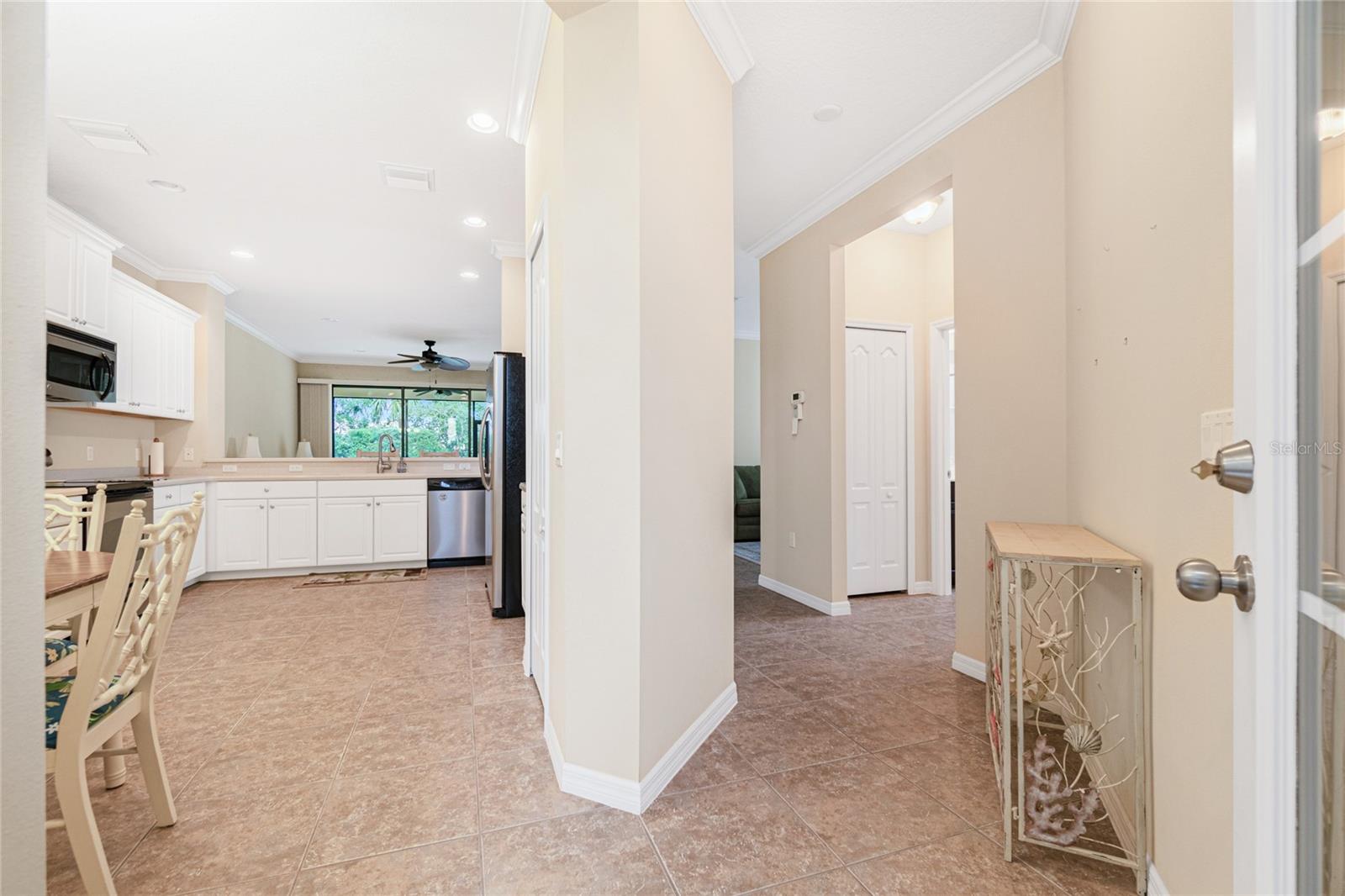 10924 LERWICK CIR, ENGLEWOOD, FL — photo 5