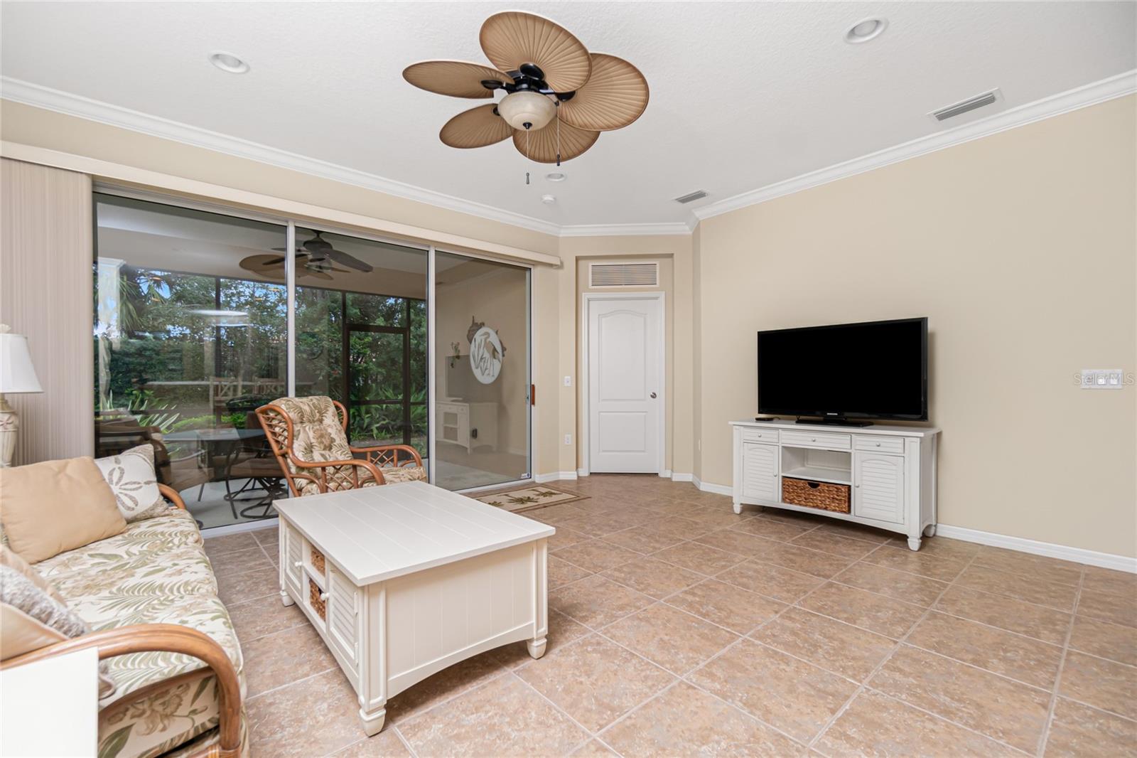 10924 LERWICK CIR, ENGLEWOOD, FL — photo 7