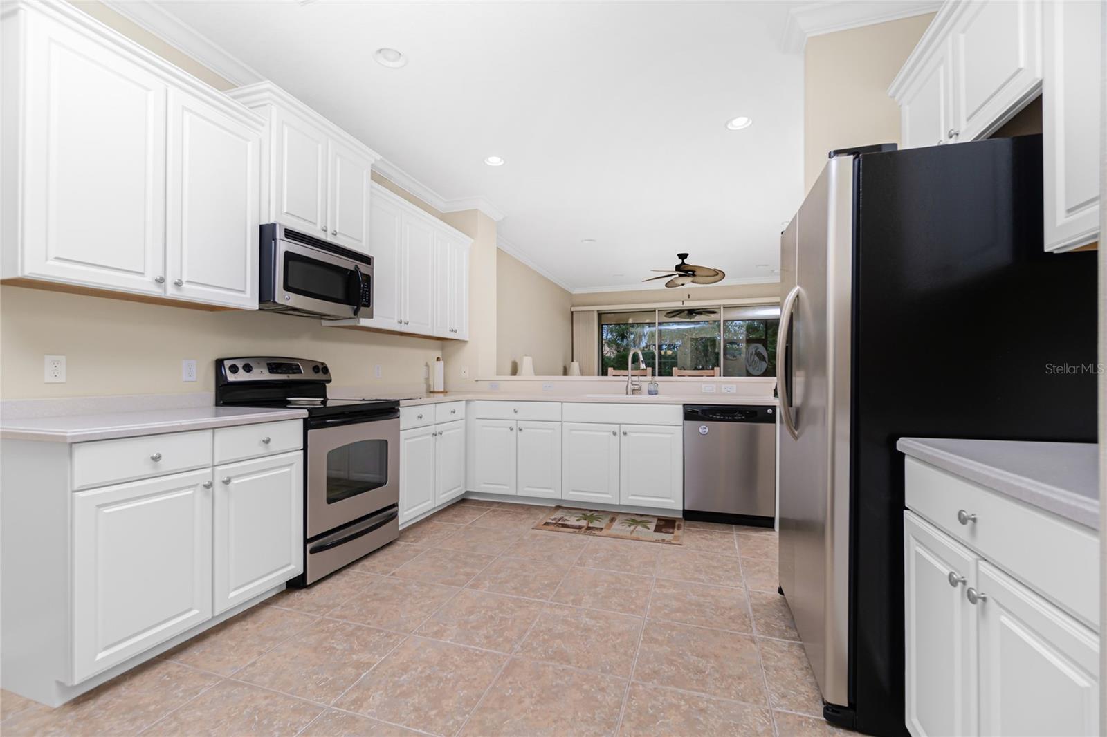 10924 LERWICK CIR, ENGLEWOOD, FL — photo 10