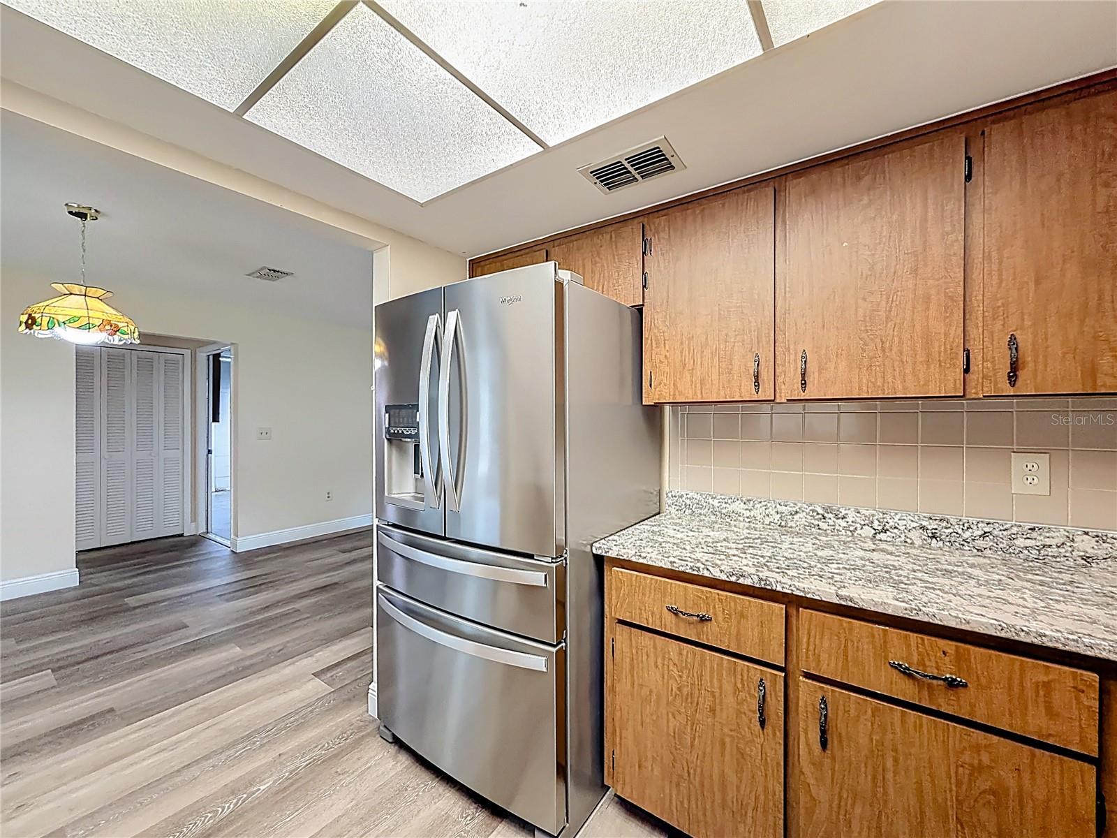 615 THIRD AVE, LADY LAKE, FL — photo 35
