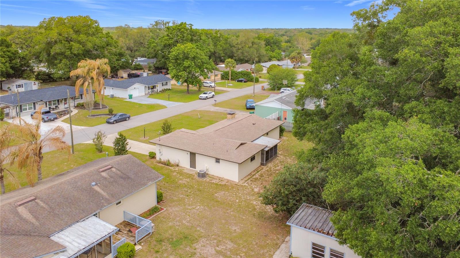 615 THIRD AVE, LADY LAKE, FL — photo 96