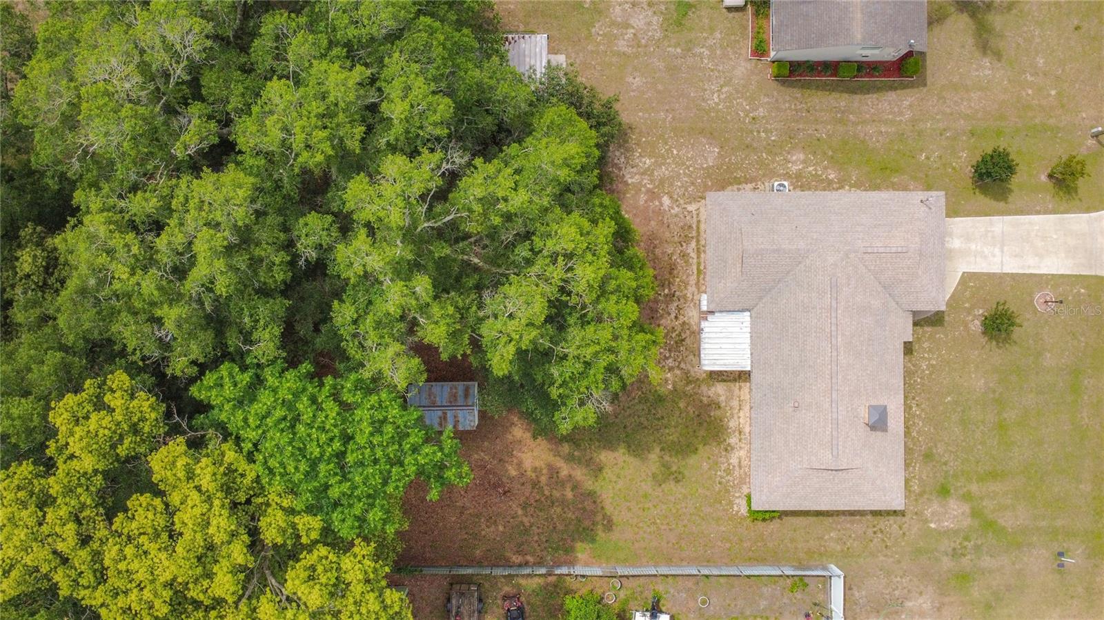 615 THIRD AVE, LADY LAKE, FL — photo 99