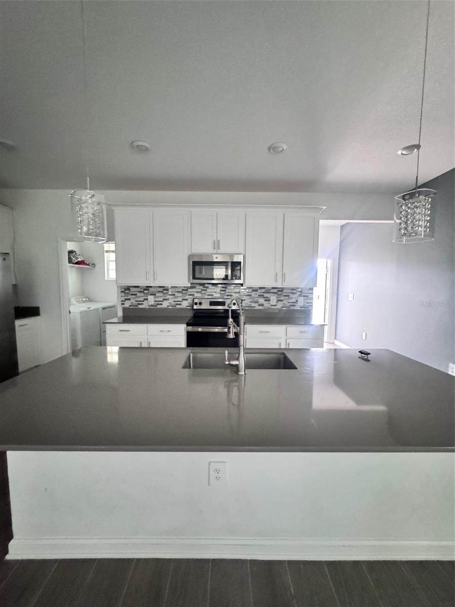 1563 CROSS PRAIRIE PKWY, KISSIMMEE, FL — photo 14