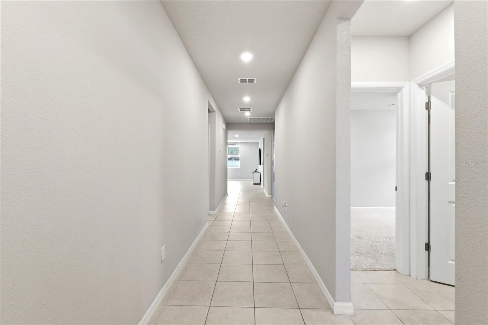38905 HARLOW ROSE DR, ZEPHYRHILLS, FL — photo 4