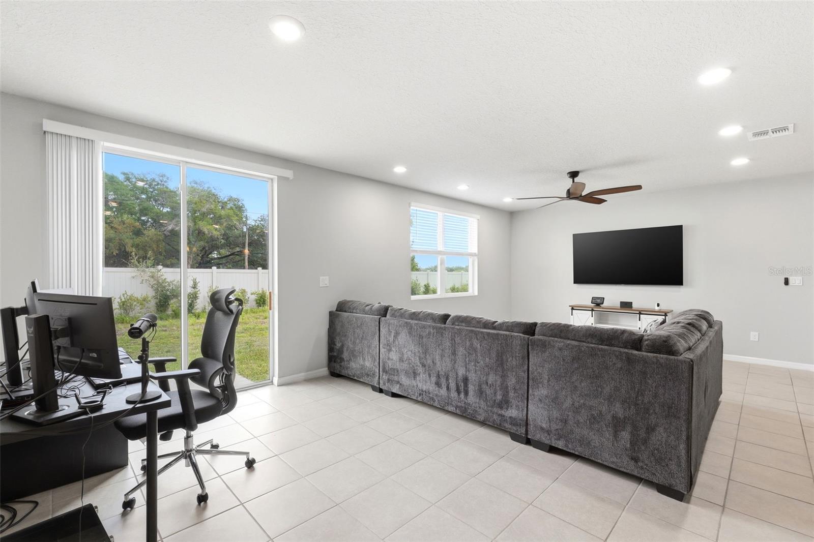 38905 HARLOW ROSE DR, ZEPHYRHILLS, FL — photo 10