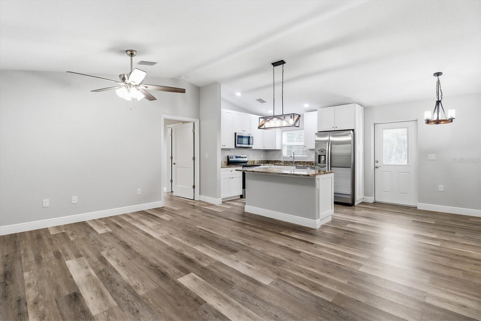 8593 N FAUCI PT, CRYSTAL RIVER, FL — photo 4