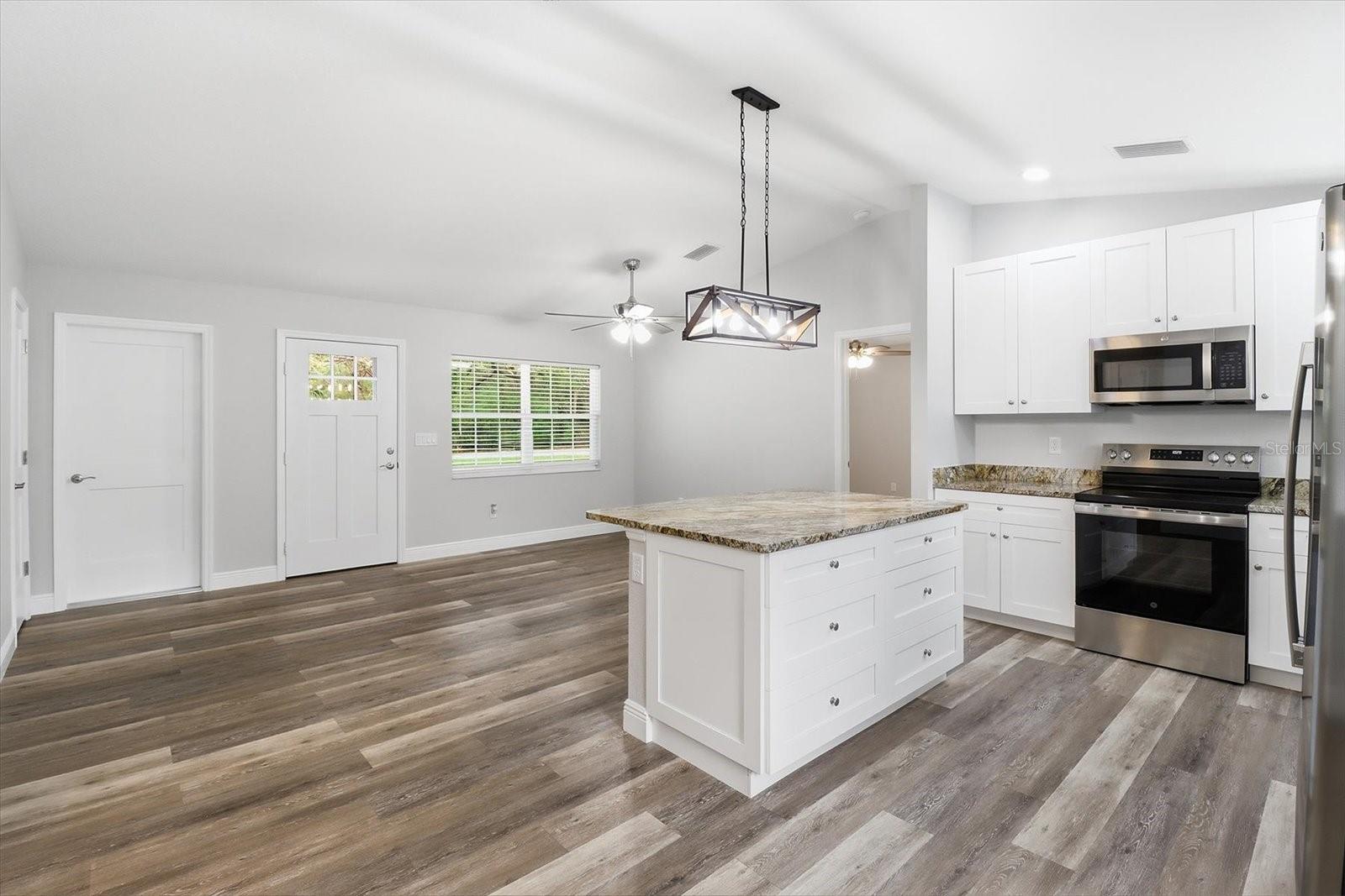 8593 N FAUCI PT, CRYSTAL RIVER, FL — photo 7